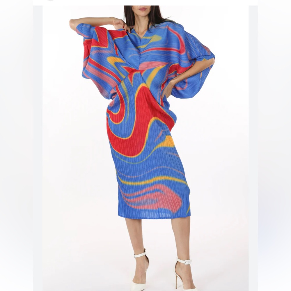 Beulah penn Multi Printed Pleats Midi
Dress